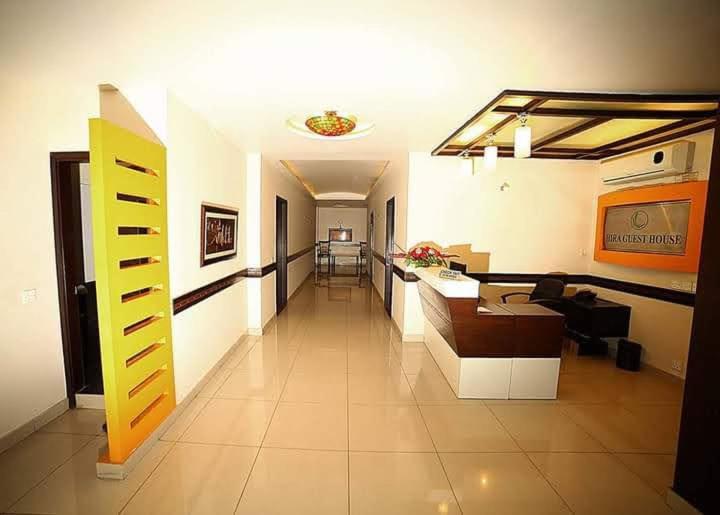 Hira Guest House Карачи Екстериор снимка