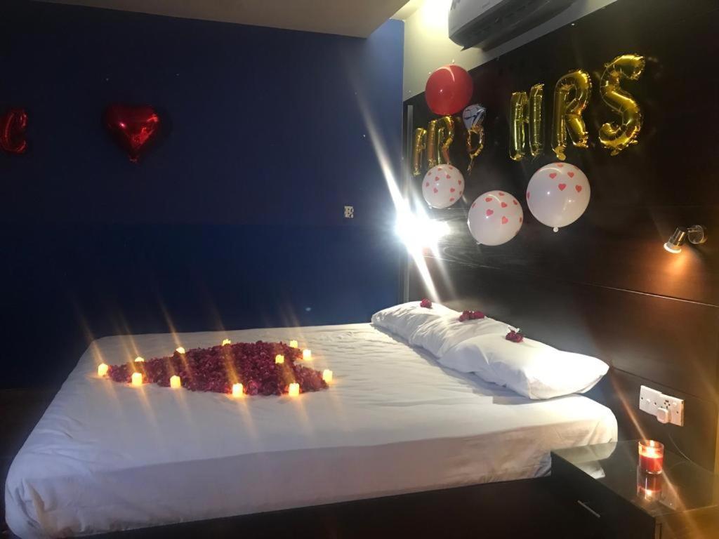 Hira Guest House Карачи Екстериор снимка