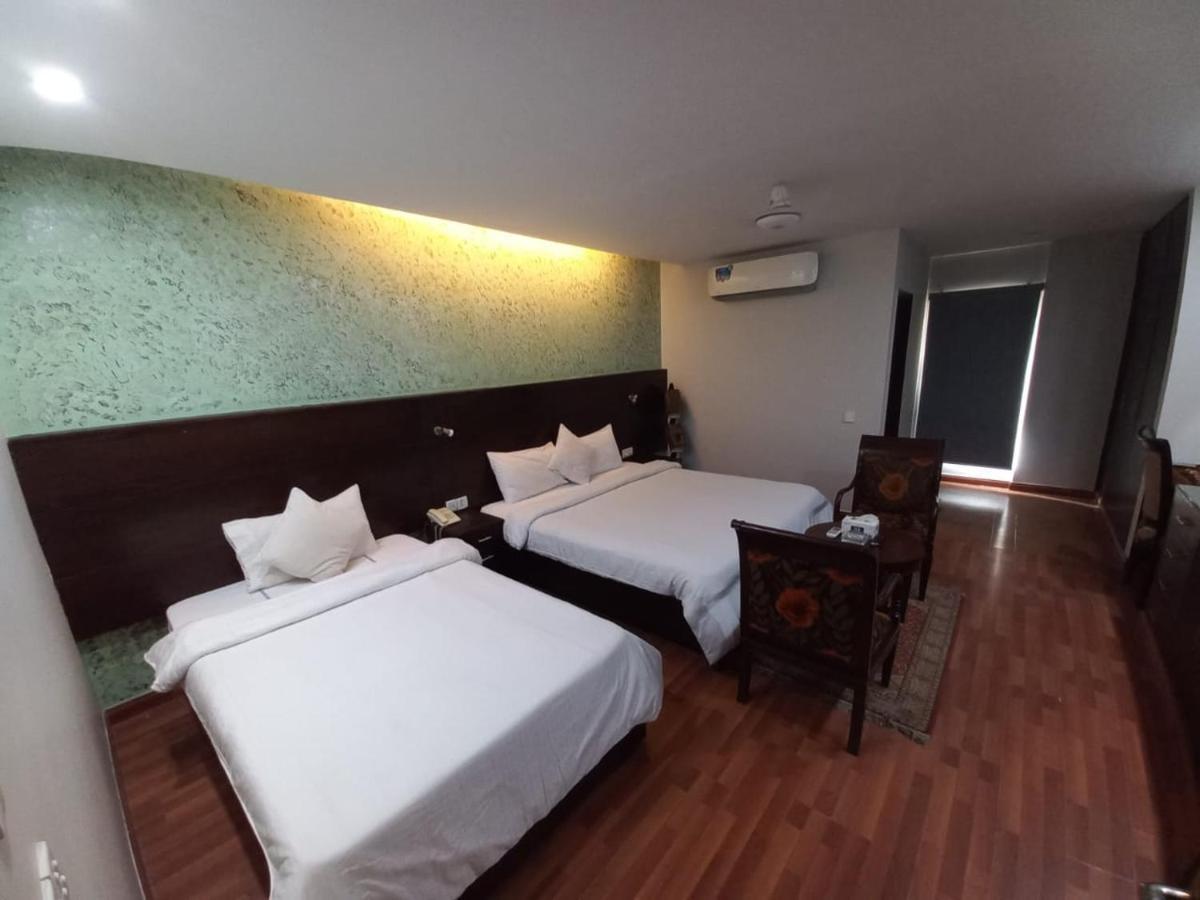 Hira Guest House Карачи Екстериор снимка
