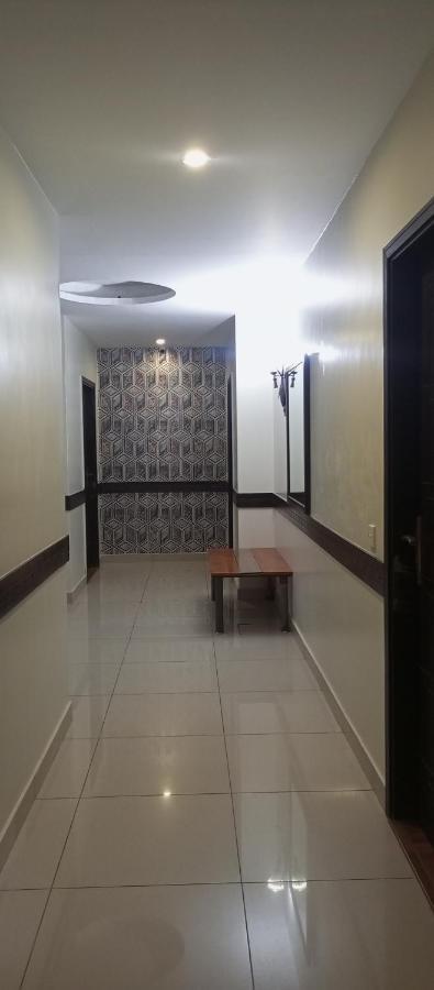 Hira Guest House Карачи Екстериор снимка