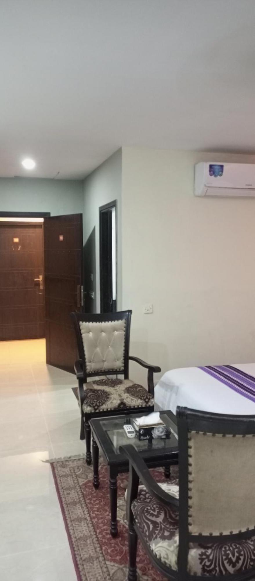 Hira Guest House Карачи Стая снимка